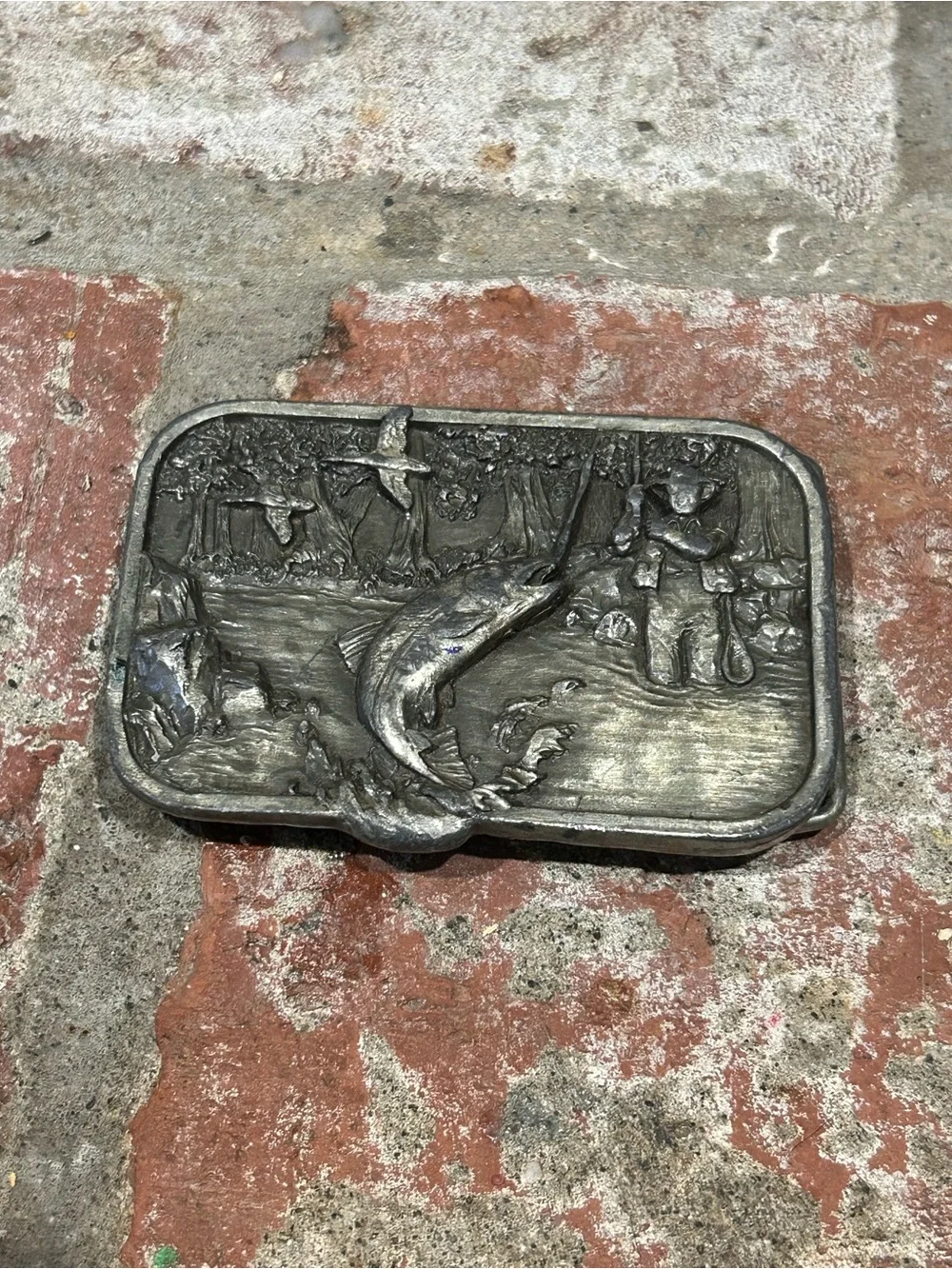 Vintage wildlife fisherman Fish Scene Accessory belt buckle